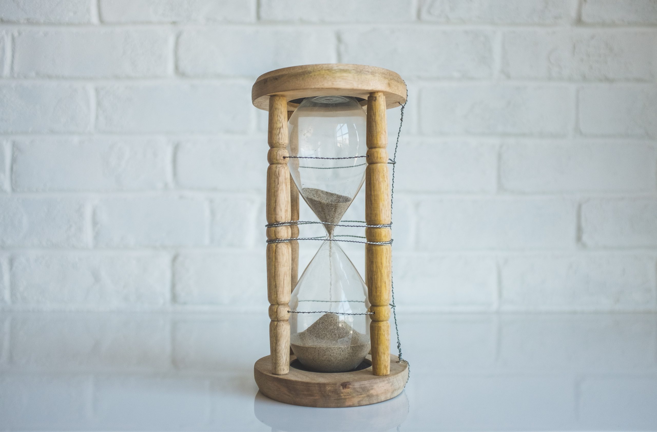 deadline hourglass
